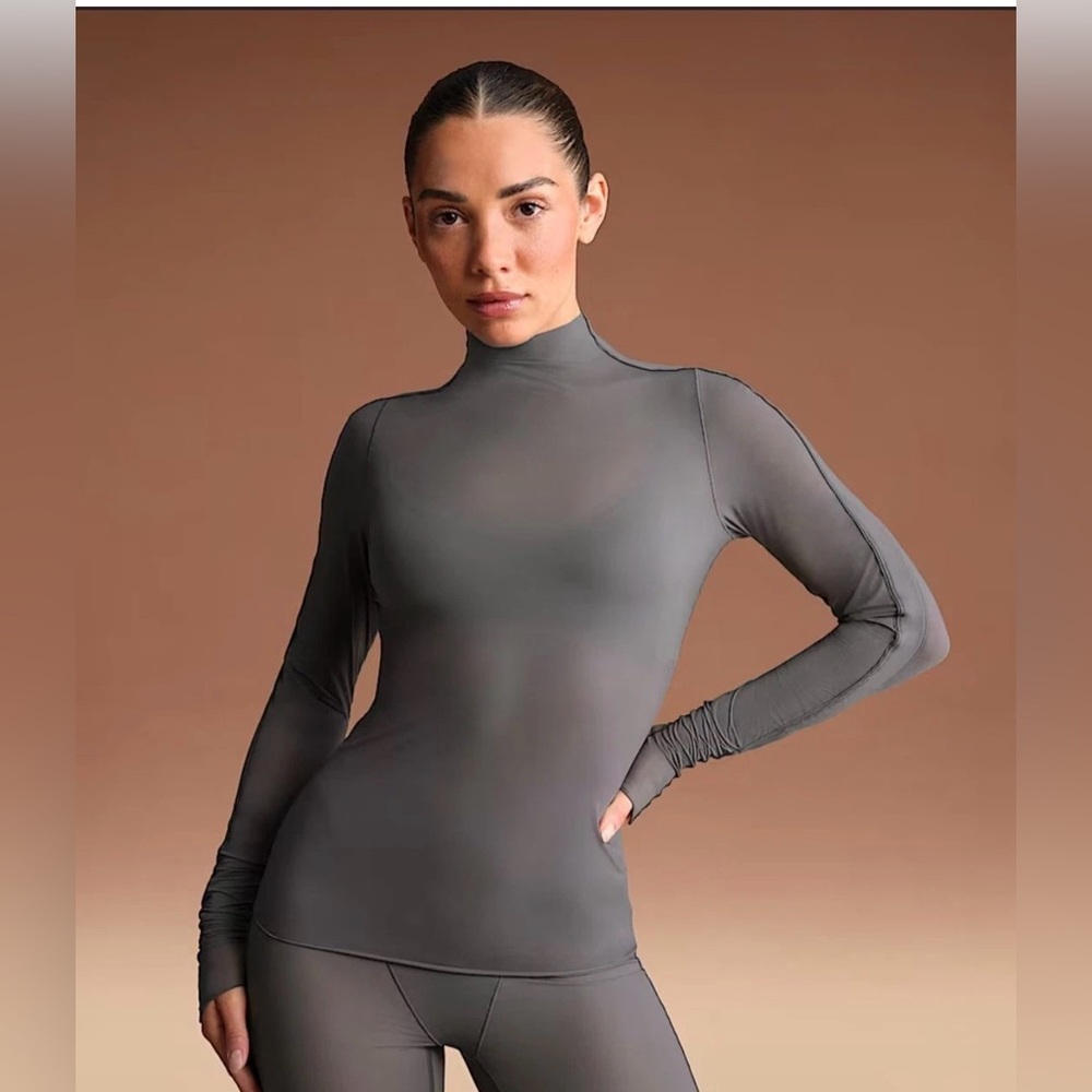 NikeSKIMS Weightless Layers Long Sleeve Mock Neck Long Sleeve FINAL PRICE